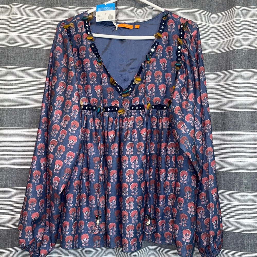 Oliphant top. NWT. There are no words for the beauty in this top.